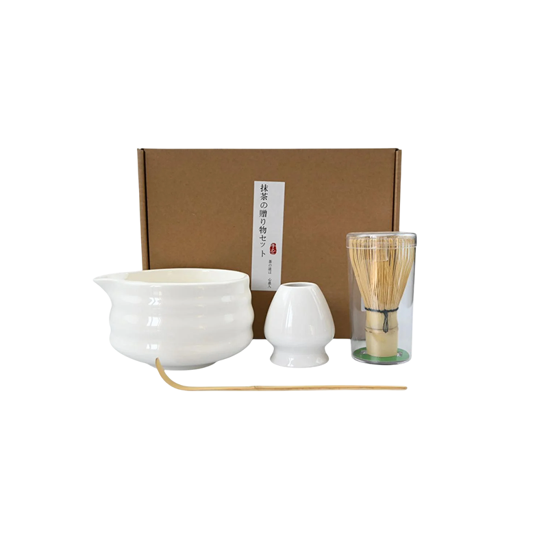 طقم ماتشا ابيض